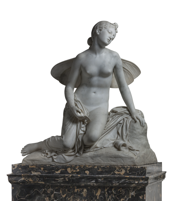 Скульптура Афродиты до реставрации